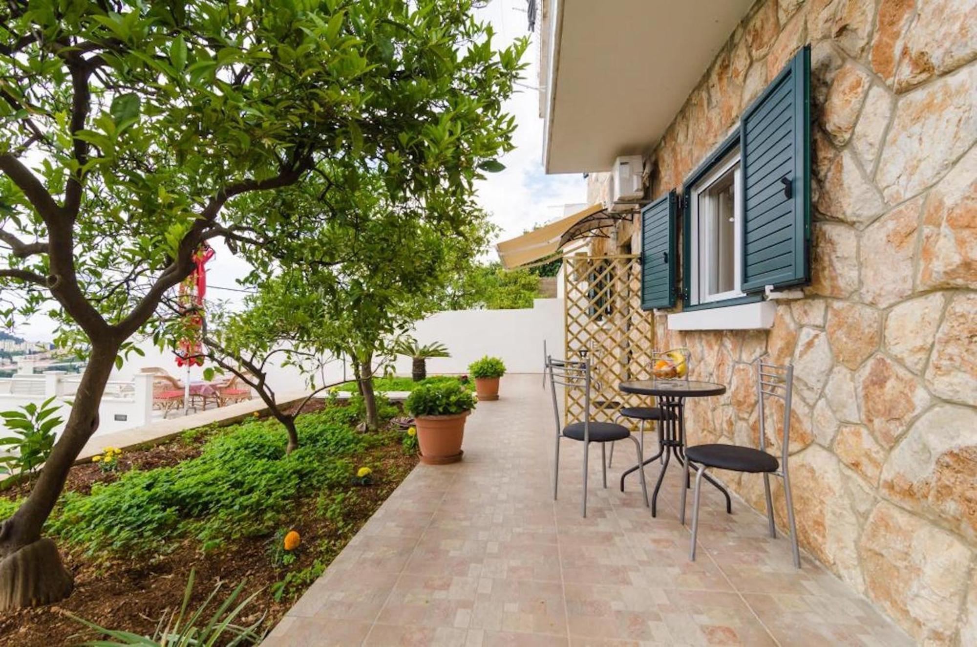 Apartments Lena & Lara Dubrovnik Bagian luar foto